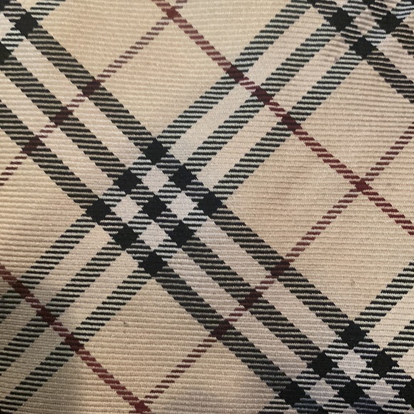Burberry Tie - Picture 2 of 4